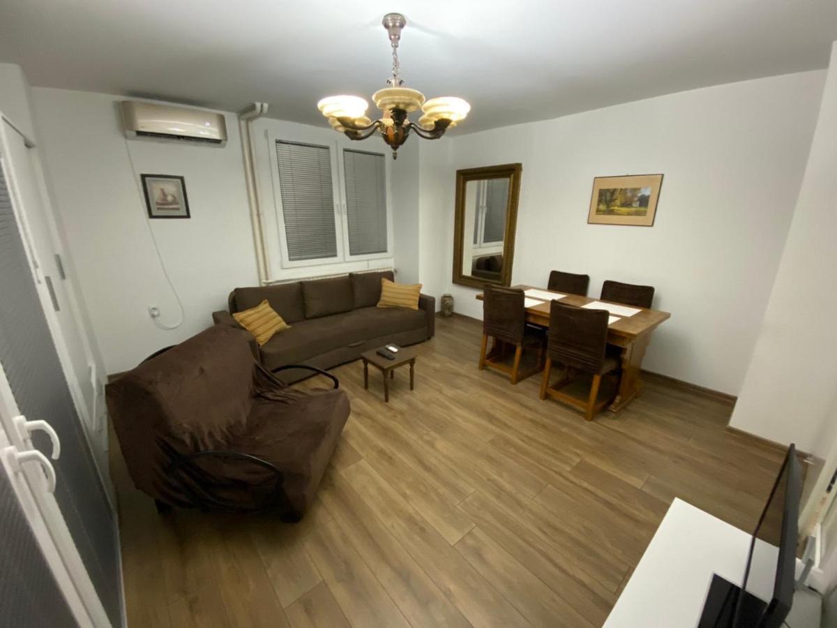Apartment In The Center Of Skopje Extérieur photo